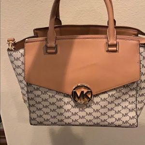 Michael Kors Hudson